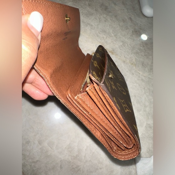 Louis Vuitton Monogram Portefeiulle Alexandra Trifold Wallet - Picture 8 of 11